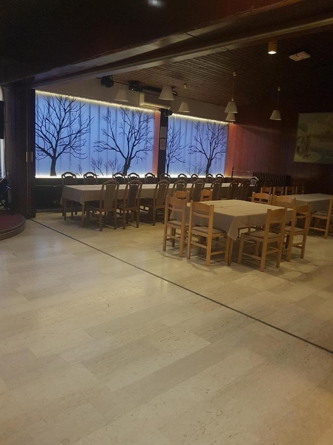 Hotel Sax Balkan Dimitrovgrad Esterno foto