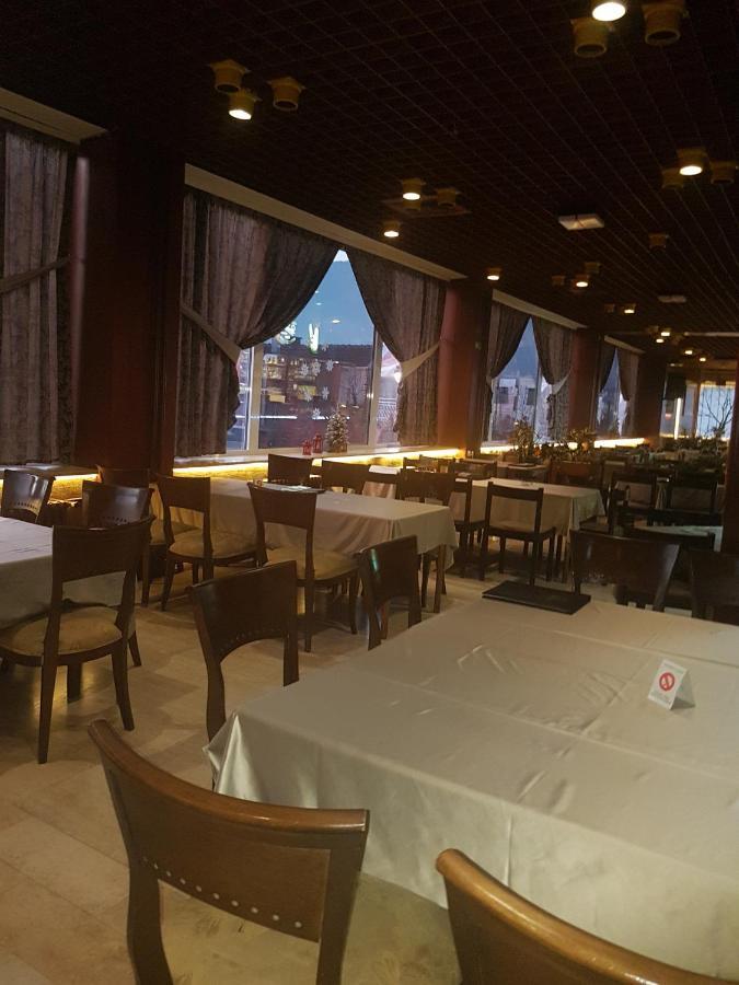 Hotel Sax Balkan Dimitrovgrad Esterno foto