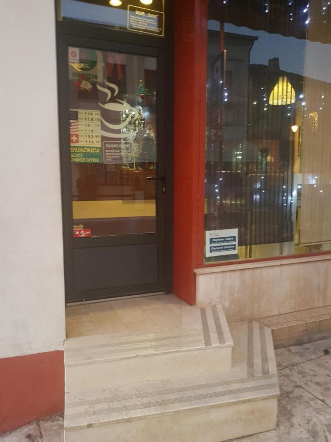 Hotel Sax Balkan Dimitrovgrad Esterno foto